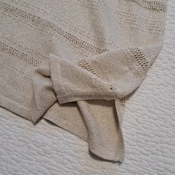 White House Black Market Keyhole Tunic - Picture 6 of 10